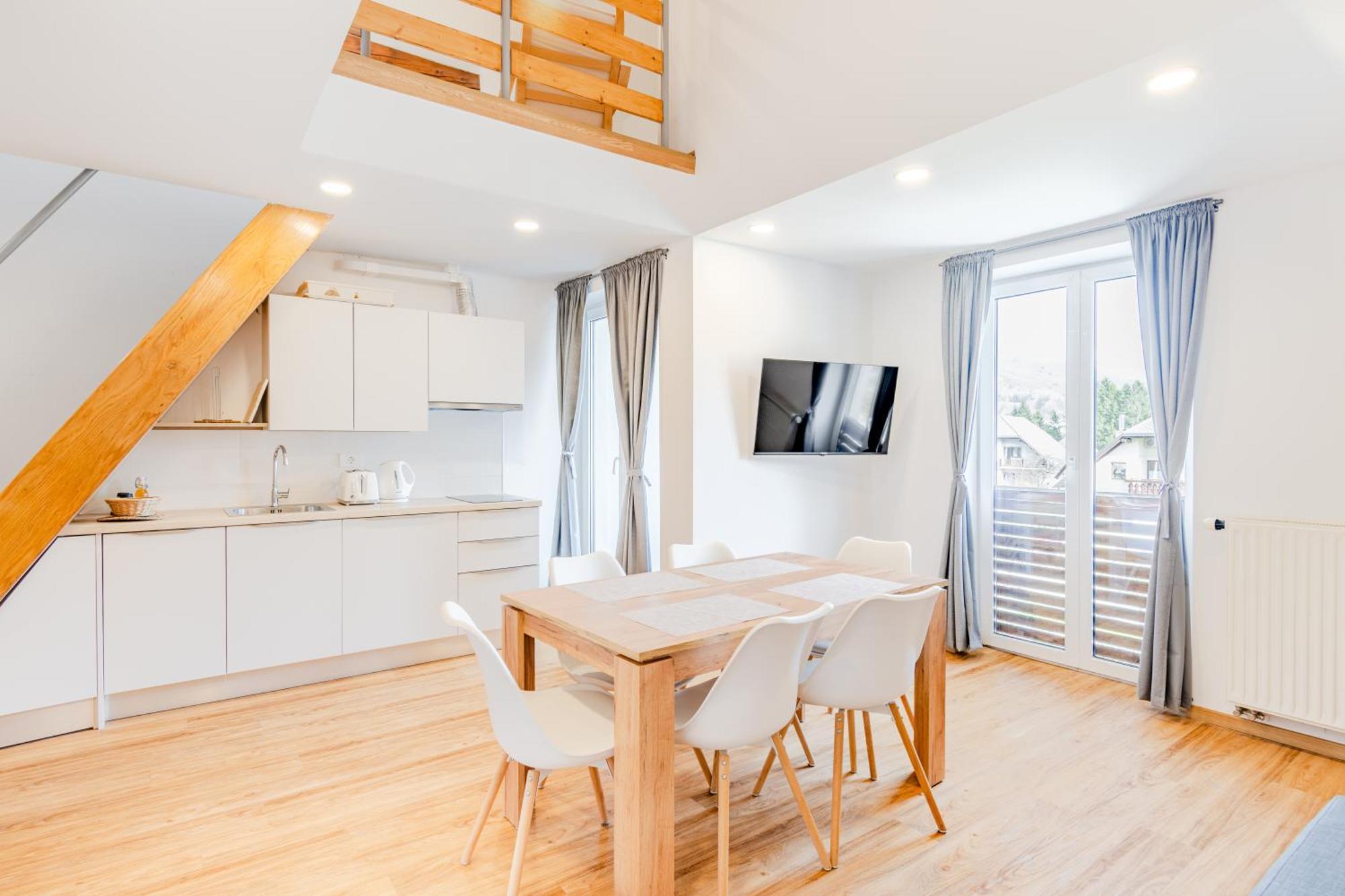 Apartments Skok With Rafting And Free Parking Бовец Номер фото